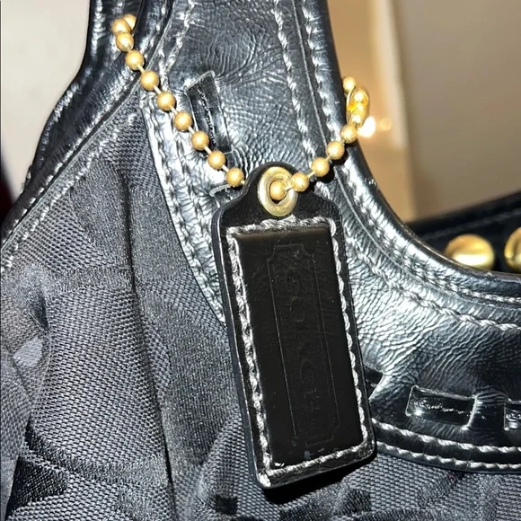 Coach Kisslock Canvas and Patent Leather Black Purse - Picture 8 of 8